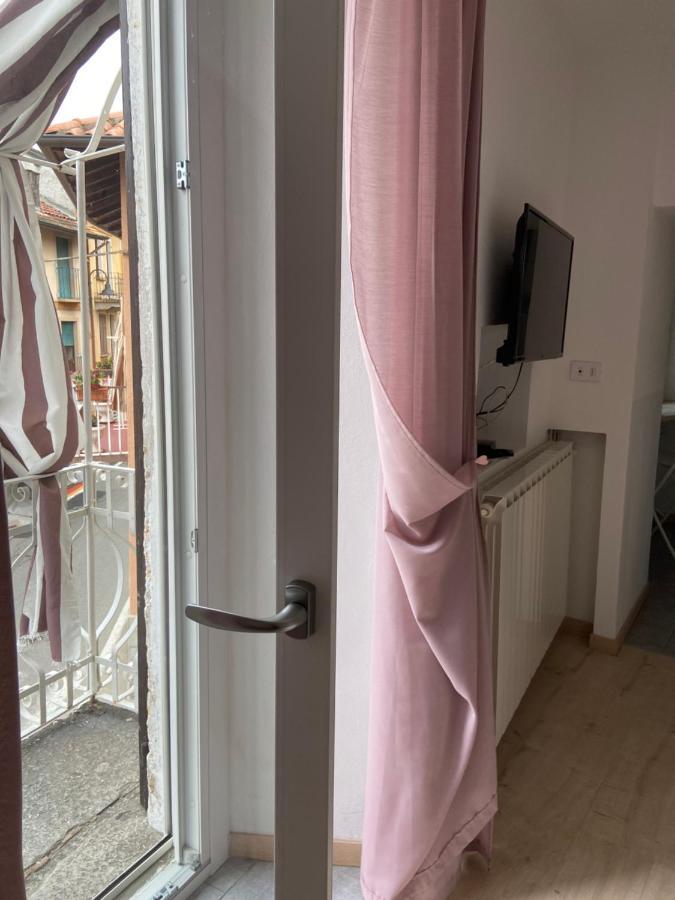 Il Nido Di Tiffany Apartman Massino Visconti Kültér fotó